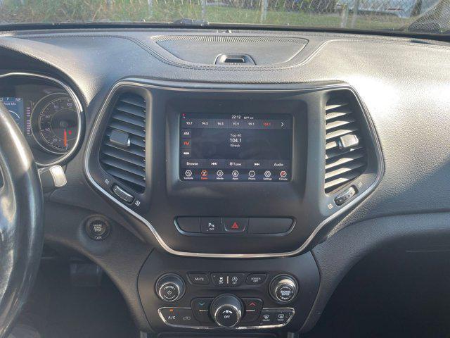 used 2020 Jeep Cherokee car, priced at $18,093