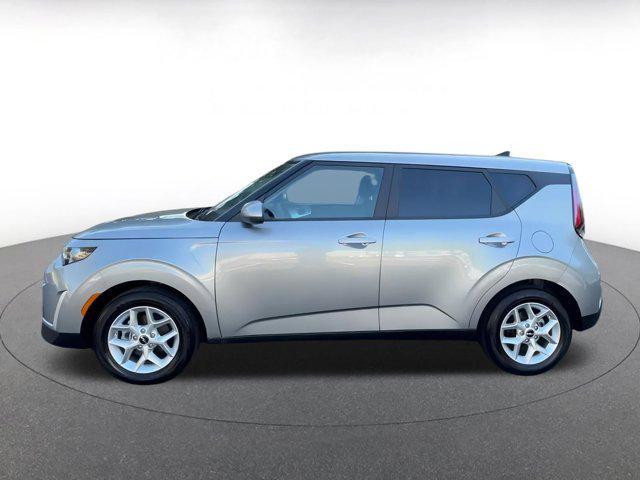 used 2025 Kia Soul car, priced at $18,276