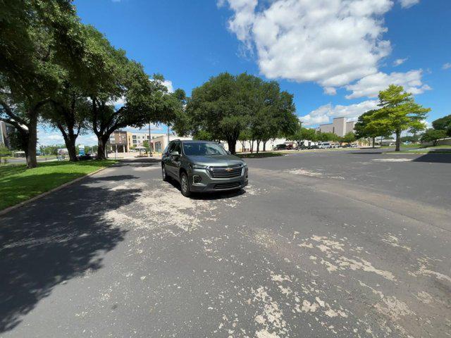 used 2023 Chevrolet Traverse car, priced at $27,691