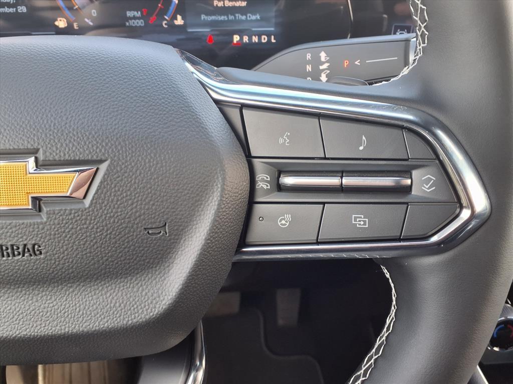 new 2026 Chevrolet Traverse car, priced at $38,098