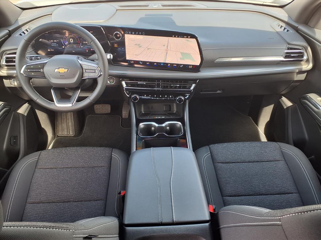 new 2026 Chevrolet Traverse car, priced at $38,098