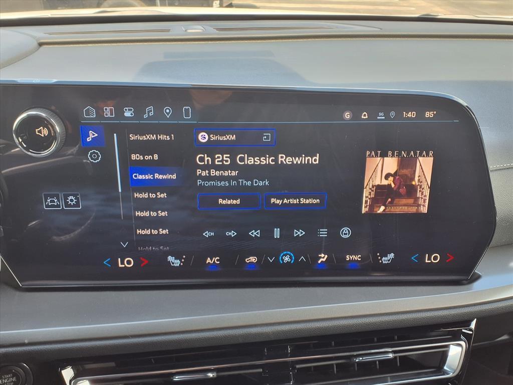 new 2026 Chevrolet Traverse car, priced at $38,098