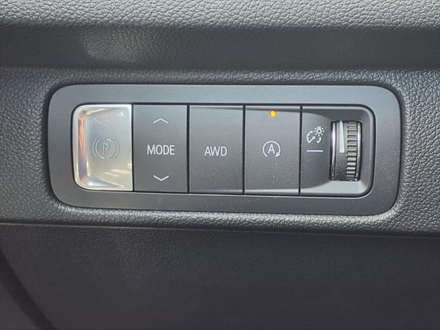 new 2025 Chevrolet Traverse car, priced at $55,705
