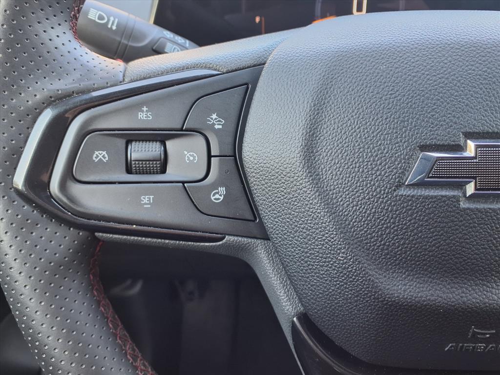 used 2025 Chevrolet Trax car, priced at $22,720