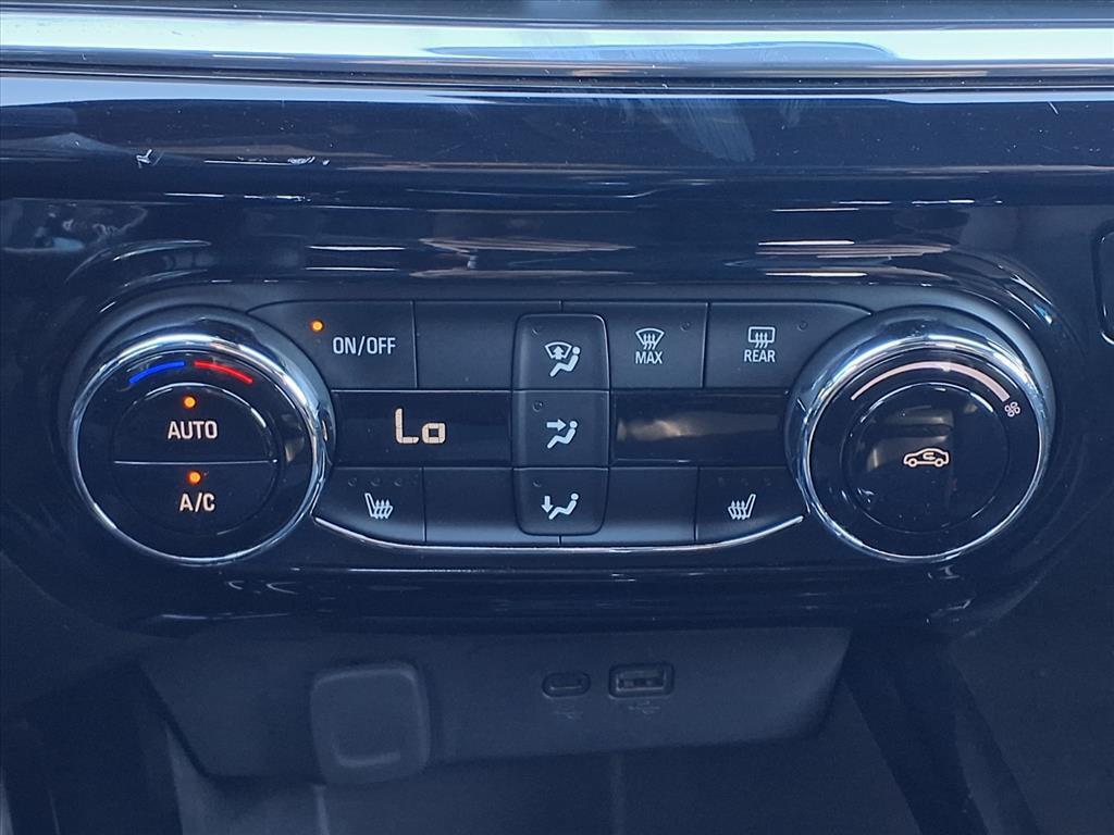 used 2025 Chevrolet Trax car, priced at $22,720