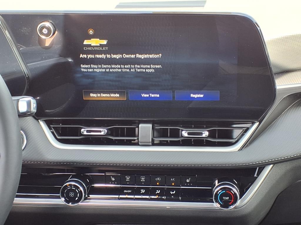 new 2026 Chevrolet Equinox car, priced at $25,795