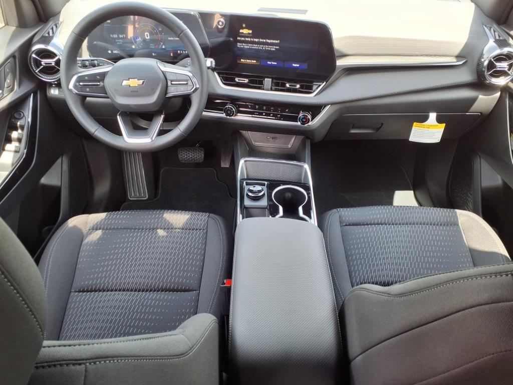 new 2026 Chevrolet Equinox car, priced at $25,795