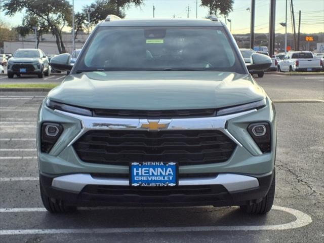 new 2025 Chevrolet TrailBlazer car, priced at $28,021