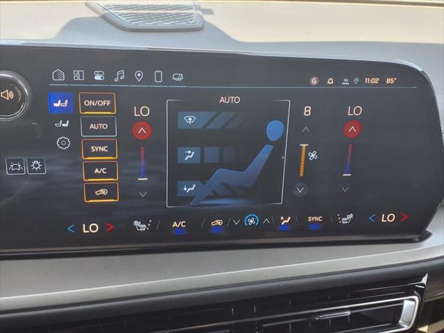 new 2025 Chevrolet Traverse car, priced at $50,130