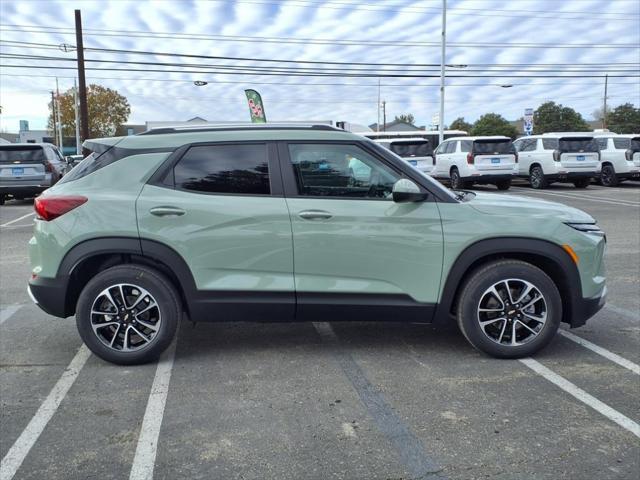 new 2025 Chevrolet TrailBlazer car, priced at $24,021