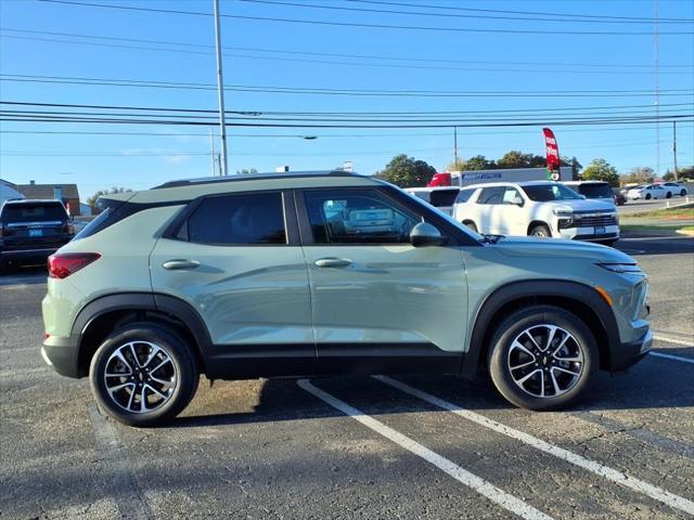 new 2025 Chevrolet TrailBlazer car, priced at $25,697