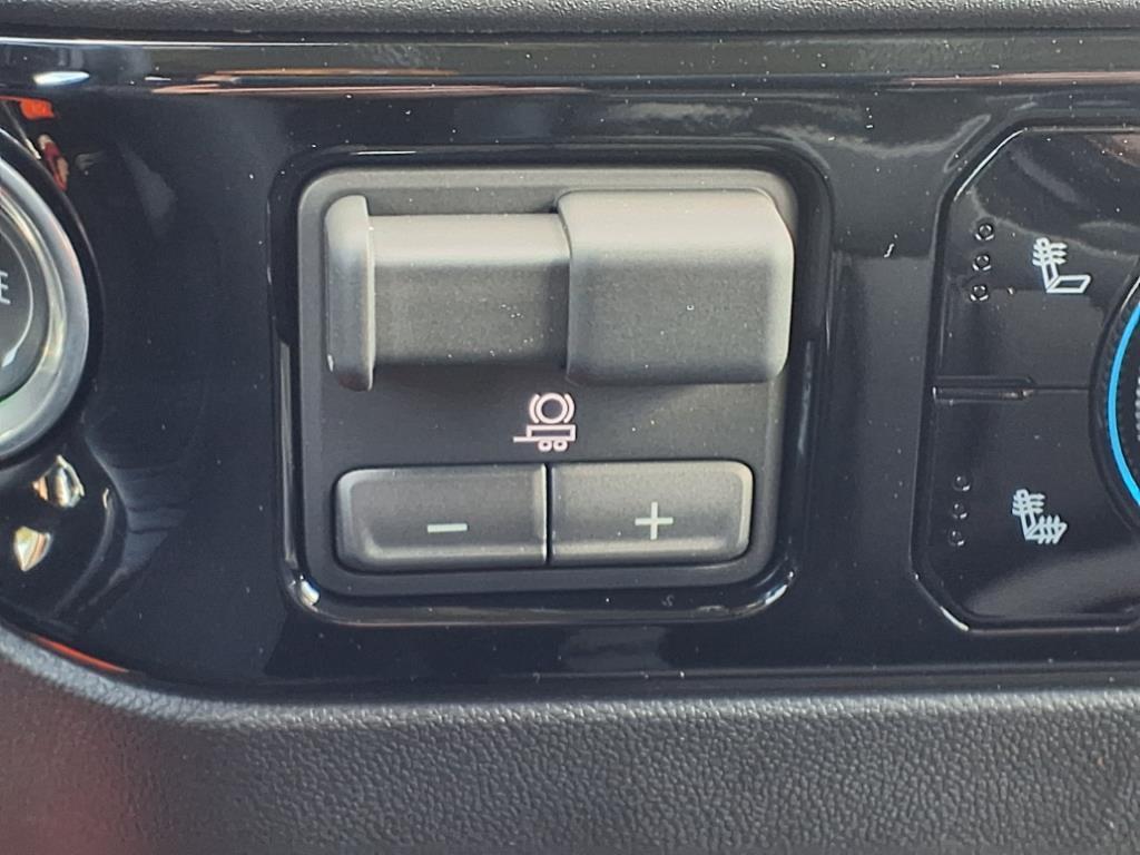 new 2025 Chevrolet Silverado 2500 car, priced at $63,496