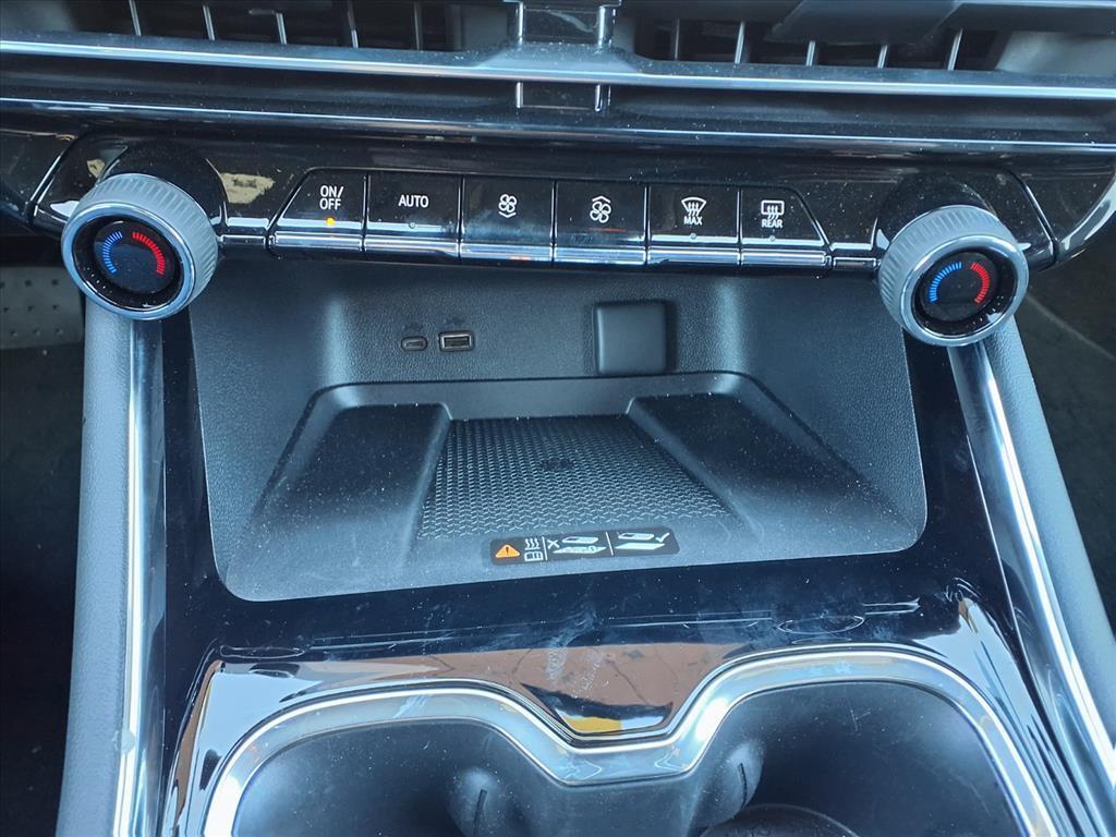 new 2026 Chevrolet Traverse car, priced at $39,244