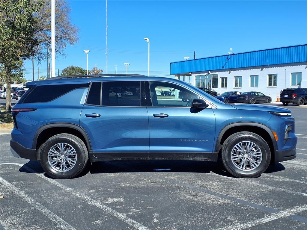 new 2026 Chevrolet Traverse car, priced at $39,244