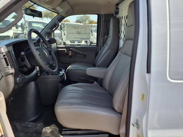 new 2025 Chevrolet Express 2500 car, priced at $45,321