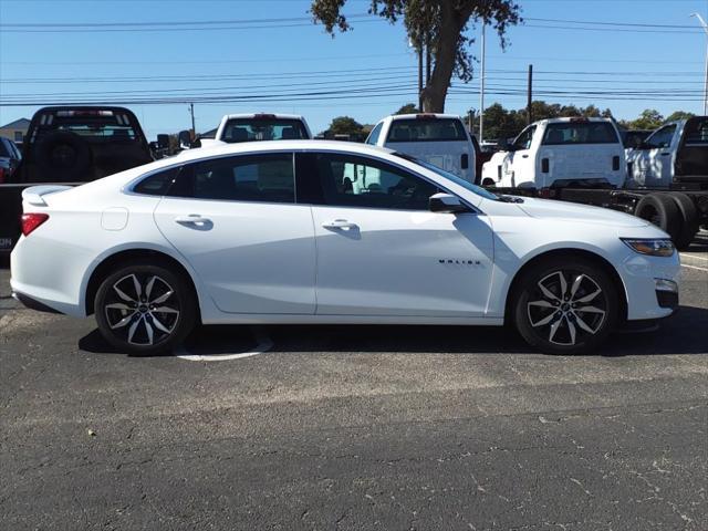 new 2025 Chevrolet Malibu car, priced at $23,945