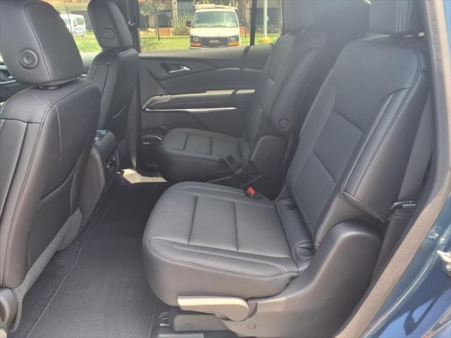 new 2025 Chevrolet Traverse car, priced at $47,929