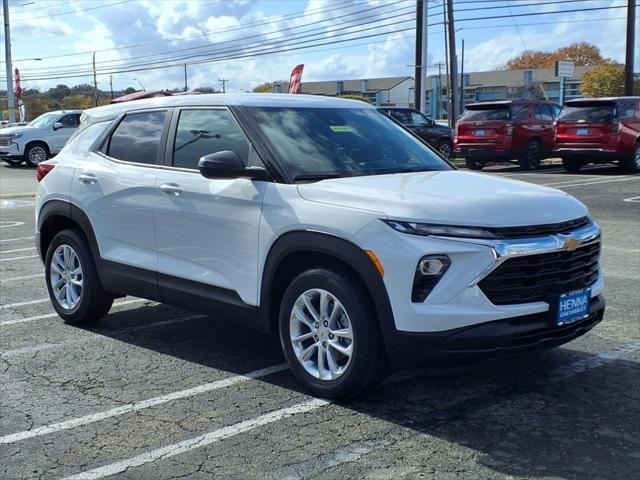 new 2025 Chevrolet TrailBlazer car, priced at $25,342