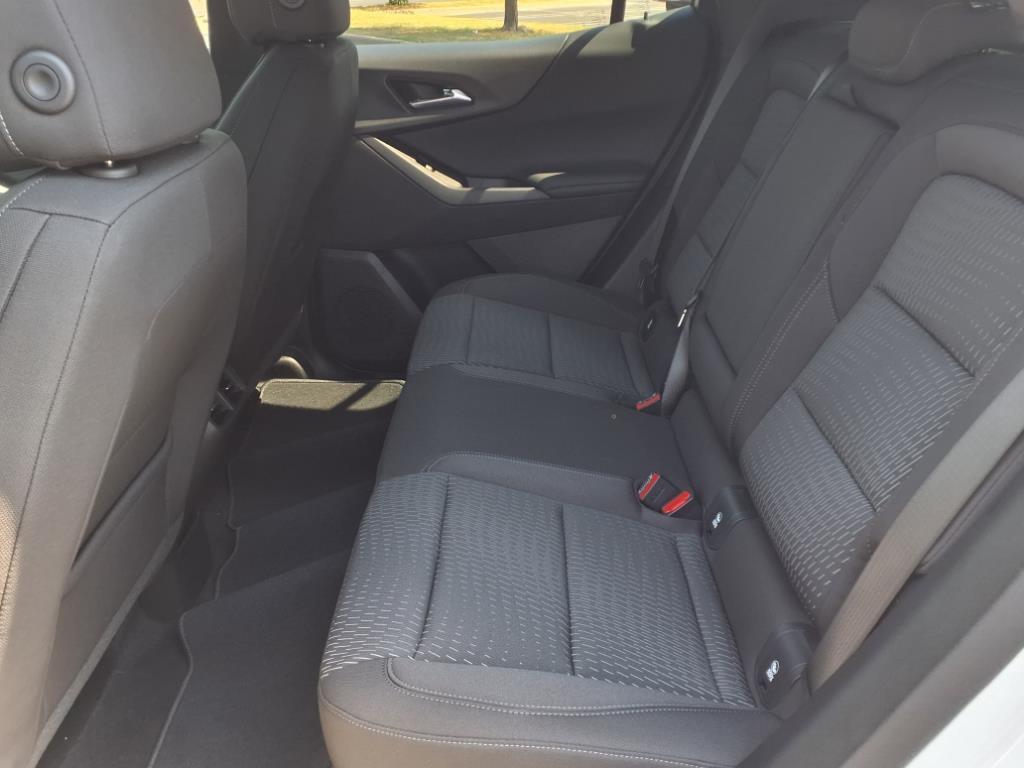 new 2026 Chevrolet Equinox car, priced at $27,539