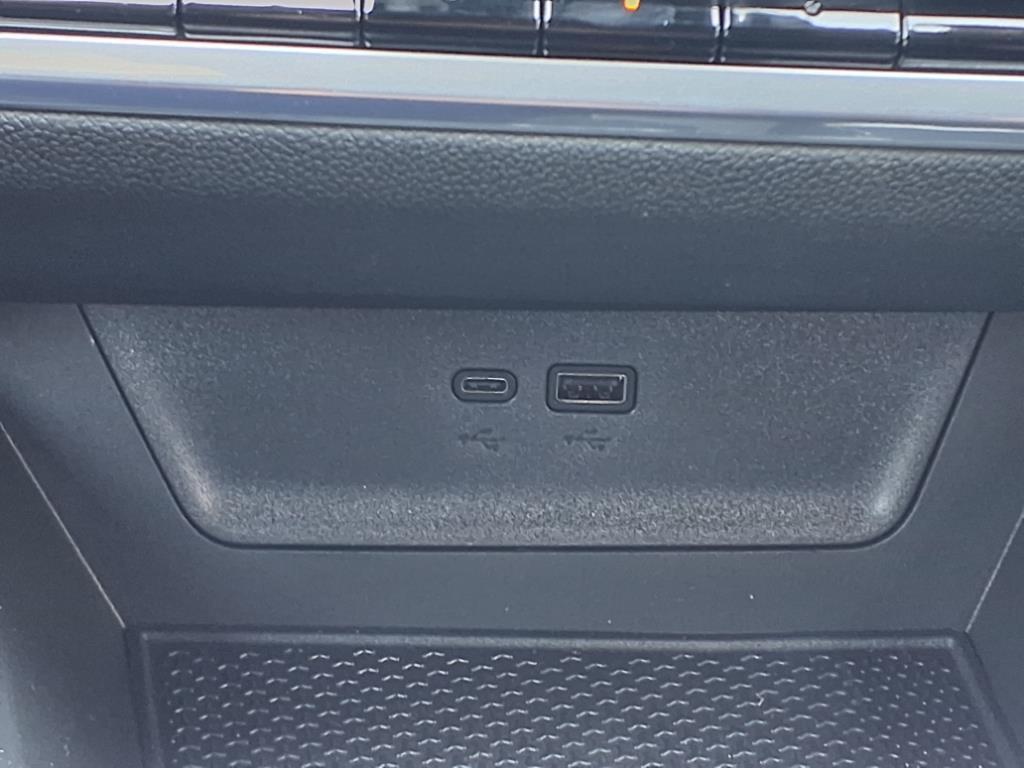 new 2026 Chevrolet Equinox car, priced at $27,539