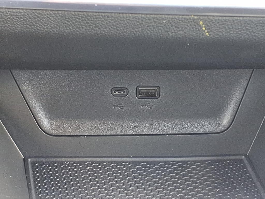 new 2026 Chevrolet Equinox car, priced at $28,394