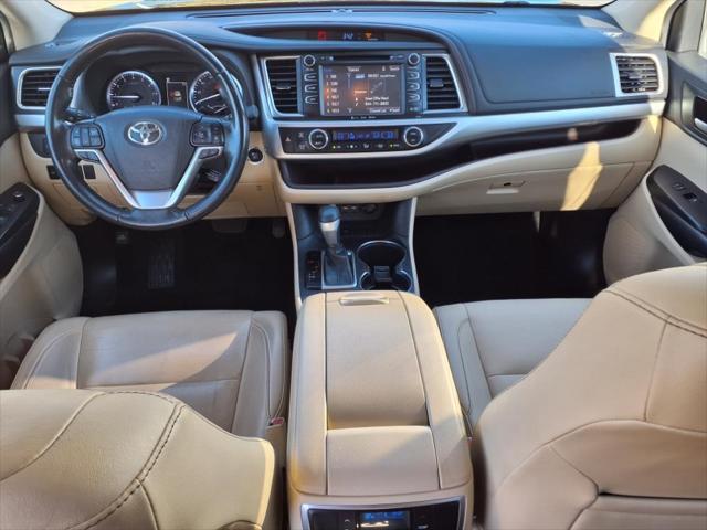 used 2019 Toyota Highlander car, priced at $24,250