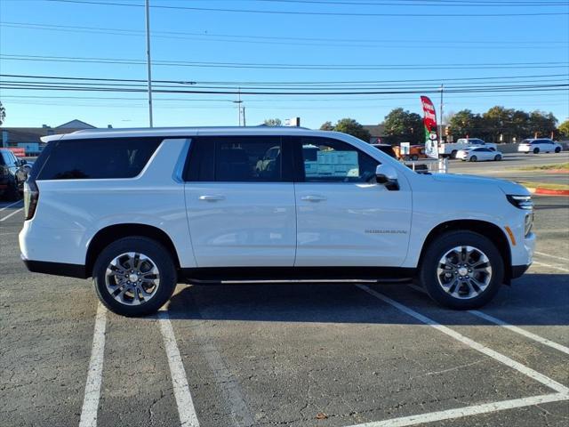 new 2025 Chevrolet Suburban car, priced at $69,667