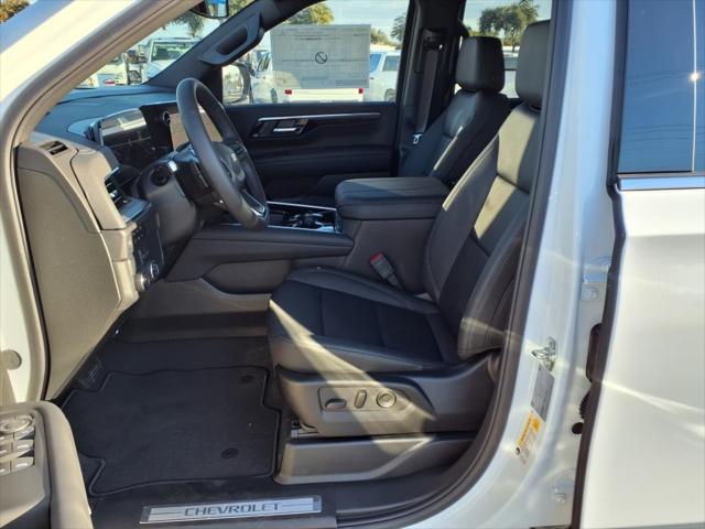 new 2025 Chevrolet Suburban car, priced at $69,667