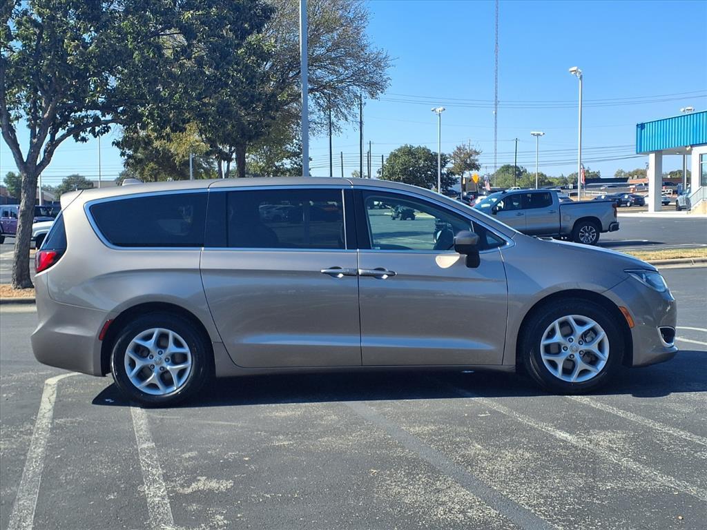 used 2017 Chrysler Pacifica car, priced at $10,795