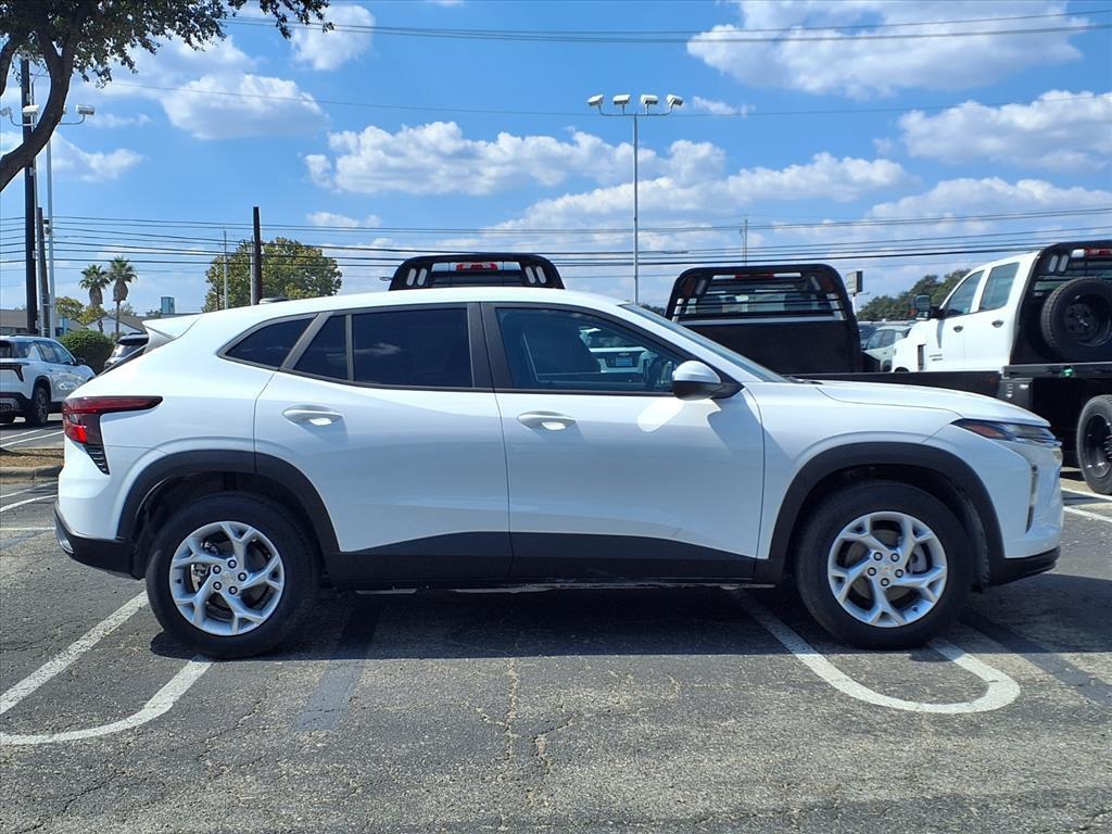new 2026 Chevrolet Trax car, priced at $23,674