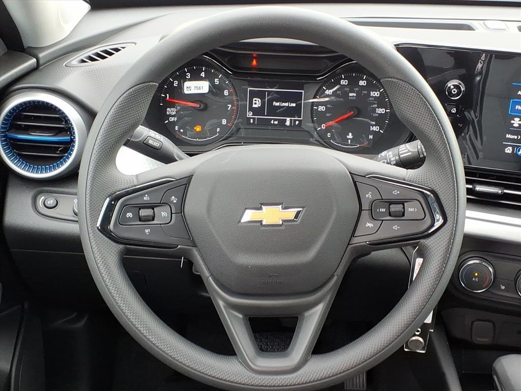 new 2026 Chevrolet Trax car, priced at $23,674