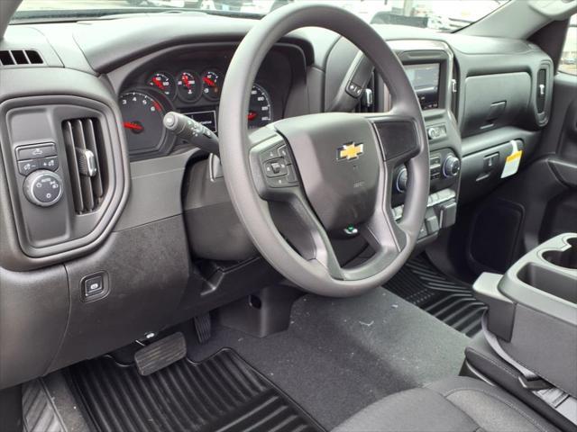 new 2025 Chevrolet Silverado 1500 car, priced at $41,012