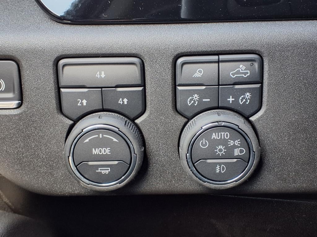 new 2025 Chevrolet Silverado 2500 car, priced at $63,496