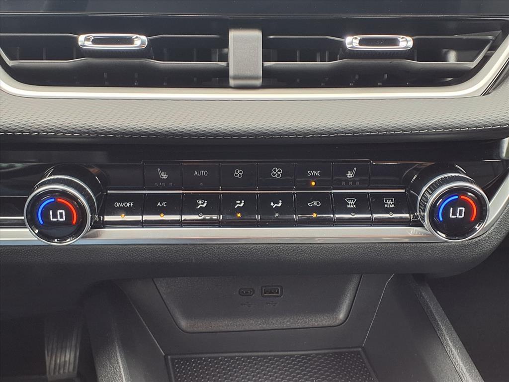 new 2026 Chevrolet Equinox car, priced at $33,744