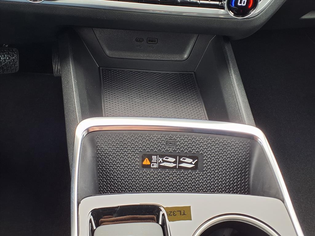 new 2026 Chevrolet Equinox car, priced at $33,744