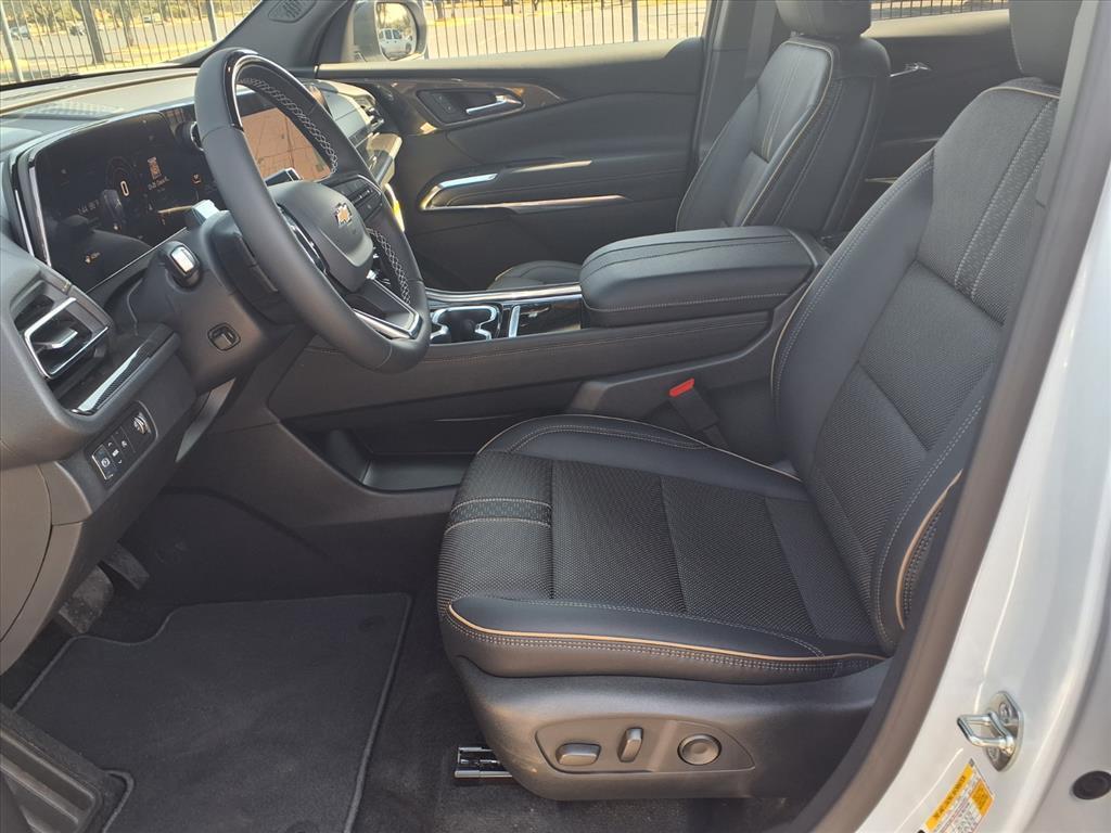 new 2026 Chevrolet Traverse car, priced at $55,468