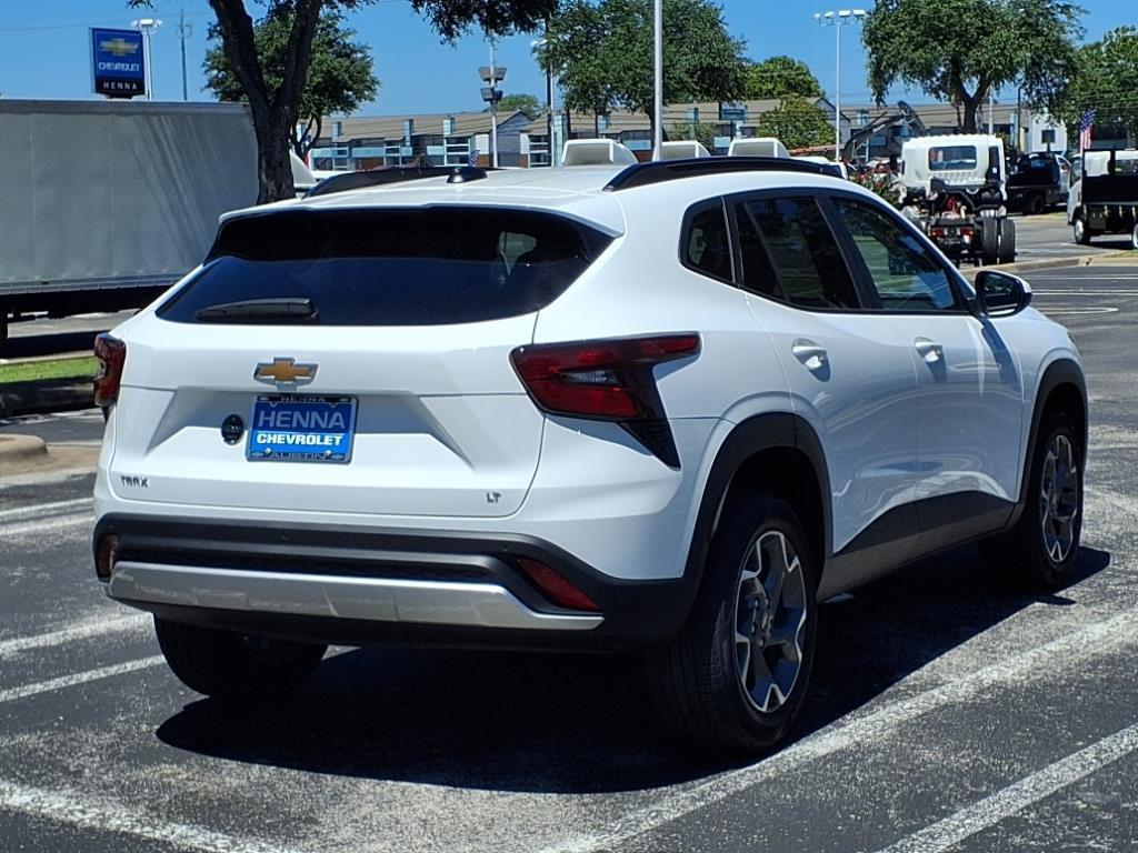 new 2025 Chevrolet Trax car, priced at $23,995