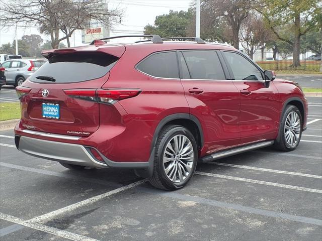 used 2022 Toyota Highlander car, priced at $39,950