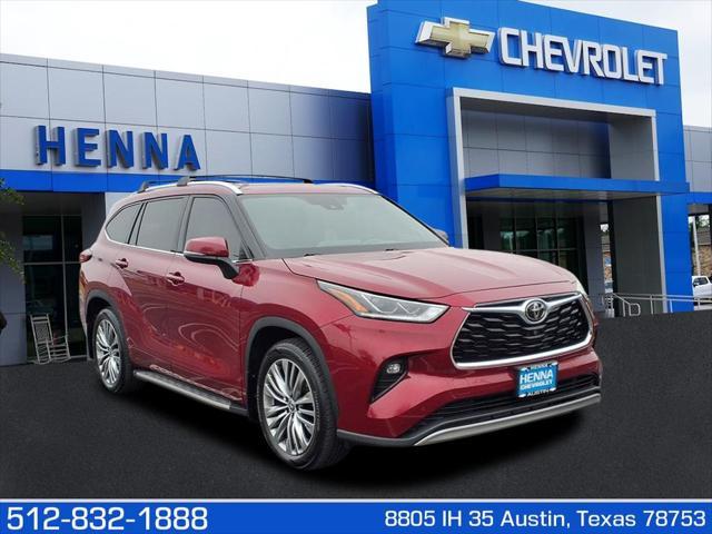 used 2022 Toyota Highlander car, priced at $39,950