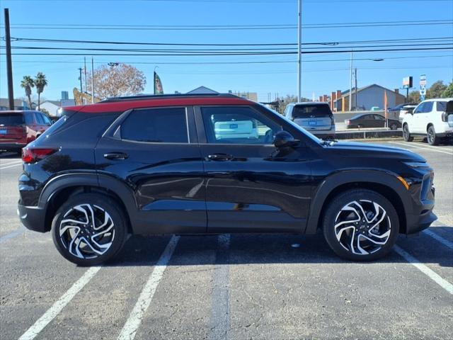 new 2025 Chevrolet TrailBlazer car, priced at $32,157