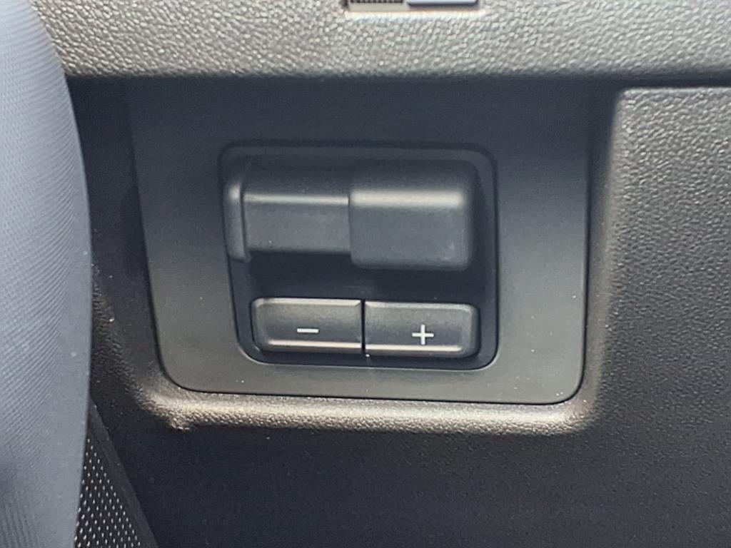 new 2025 Chevrolet Colorado car, priced at $45,995