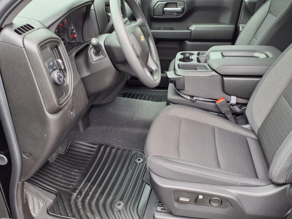 new 2025 Chevrolet Silverado 1500 car, priced at $39,512