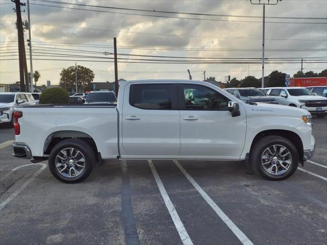 new 2024 Chevrolet Silverado 1500 car, priced at $43,915