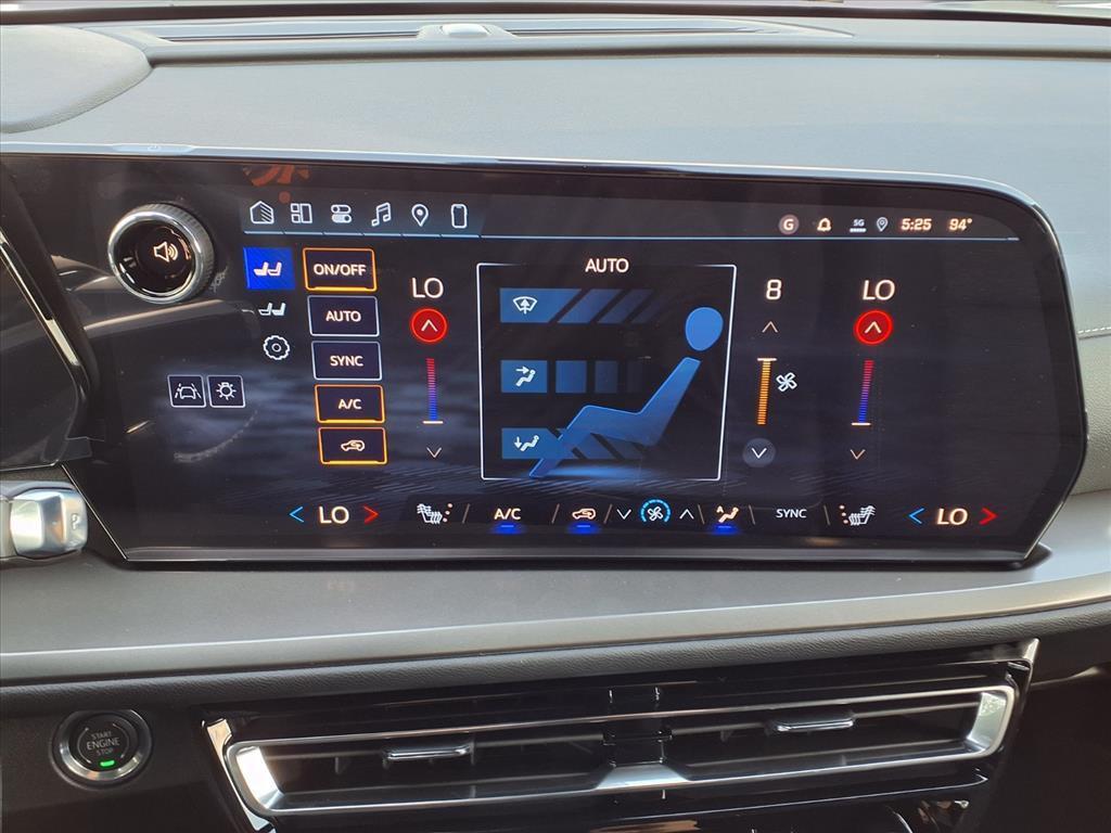 new 2026 Chevrolet Traverse car, priced at $39,675