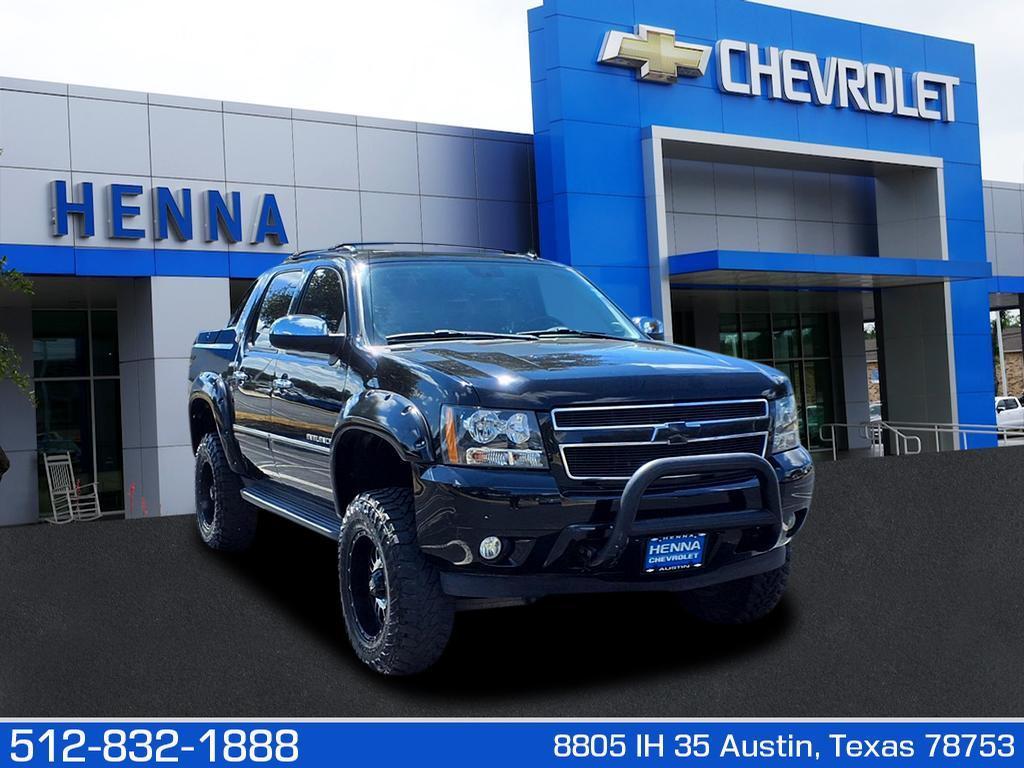 used 2013 Chevrolet Avalanche car, priced at $21,995