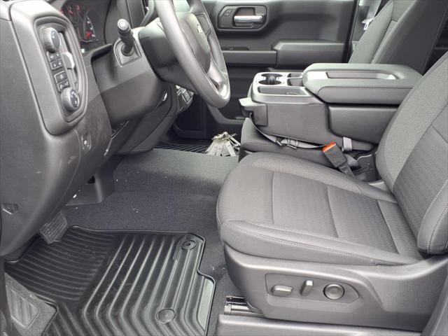 new 2025 Chevrolet Silverado 1500 car, priced at $45,840