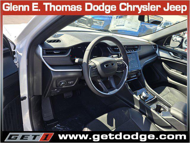 new 2025 Jeep Grand Cherokee car, priced at $38,847