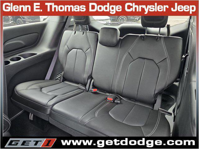 new 2025 Chrysler Pacifica Hybrid car, priced at $48,353