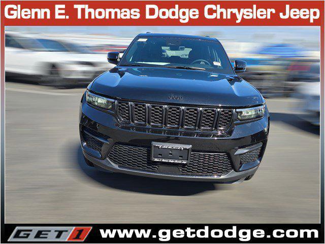 new 2025 Jeep Grand Cherokee car, priced at $40,852
