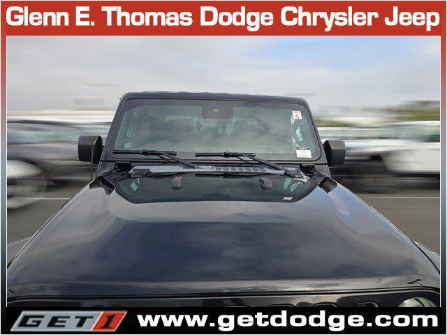 used 2020 Jeep Gladiator car, priced at $33,828